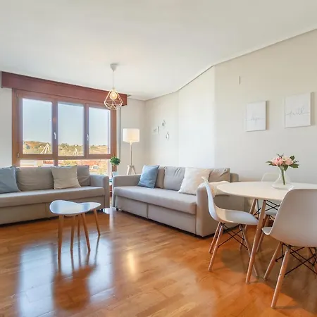 Apartamento Amplio Y Luminoso Sobre La Ría De *