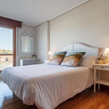 Amplio Y Luminoso Sobre La Ria De Lejlighed Barakaldo